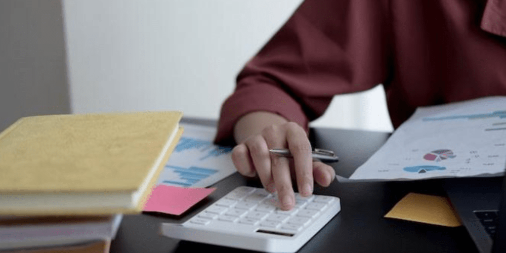Bookkeeping best practices Canada start-ups GST HST